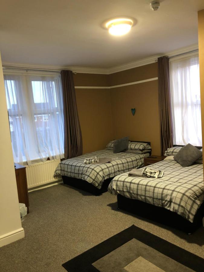 Hotel The Holystone Bar & Restaurant Forest Hall Esterno foto
