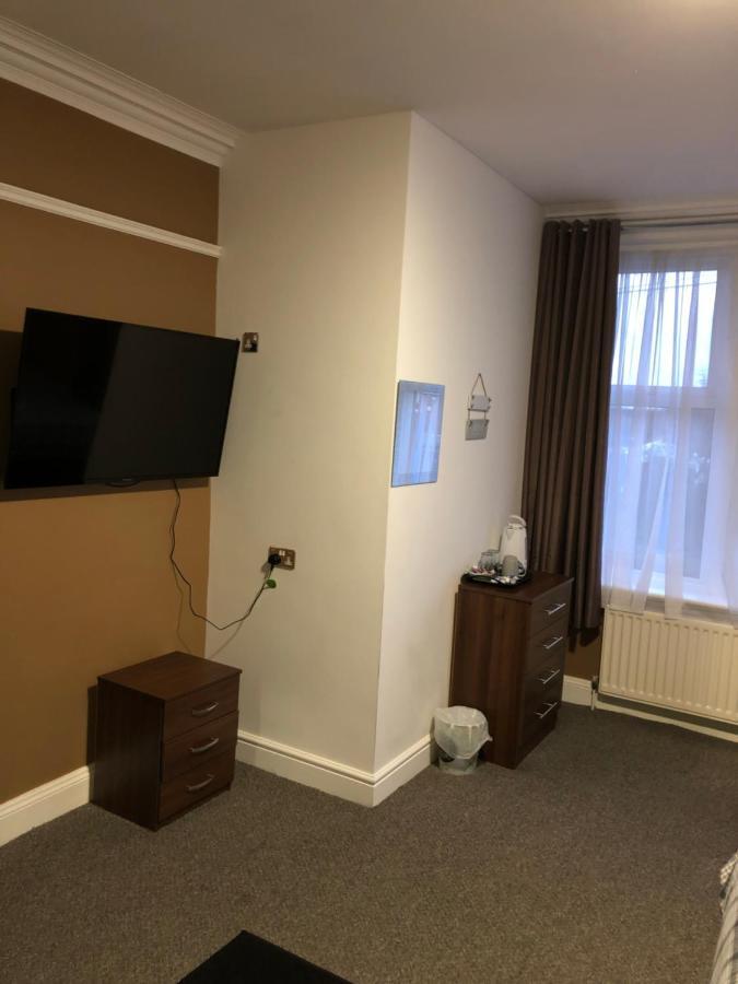 Hotel The Holystone Bar & Restaurant Forest Hall Esterno foto